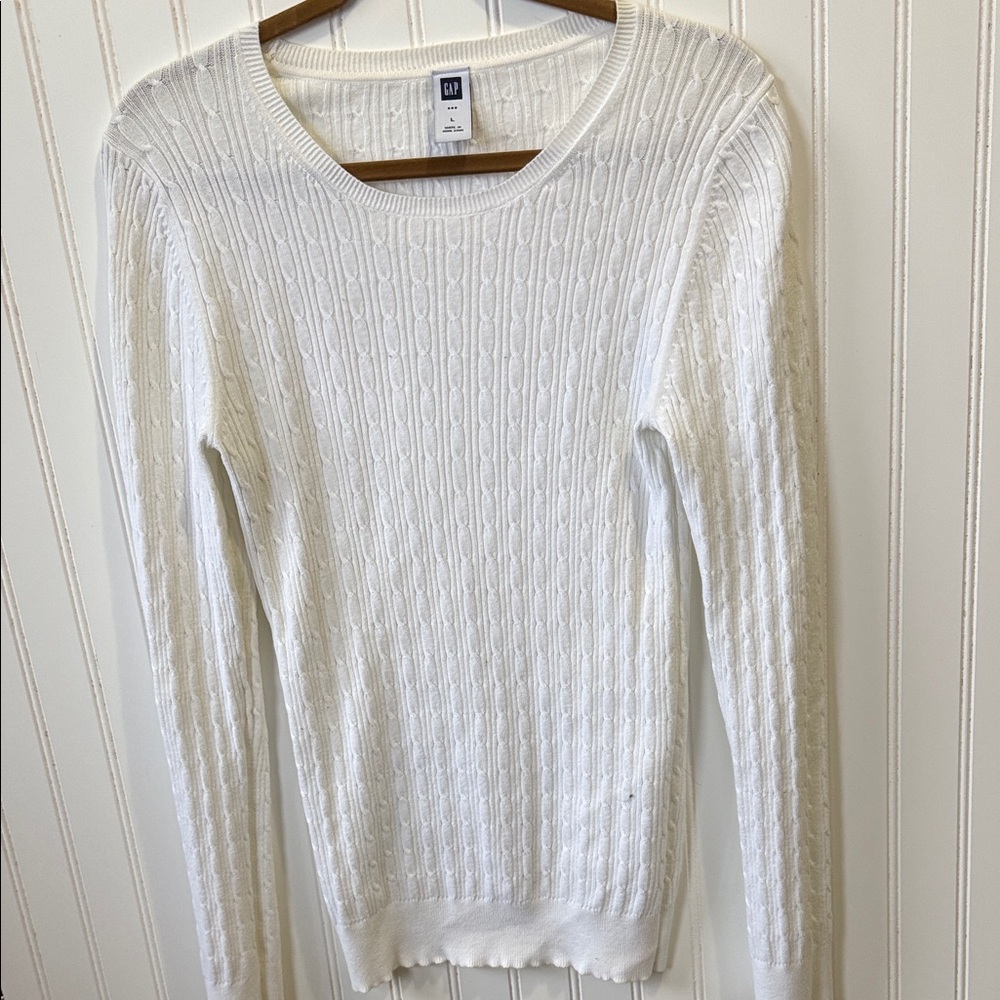 GAP White Textured Crew Neck Sweater large